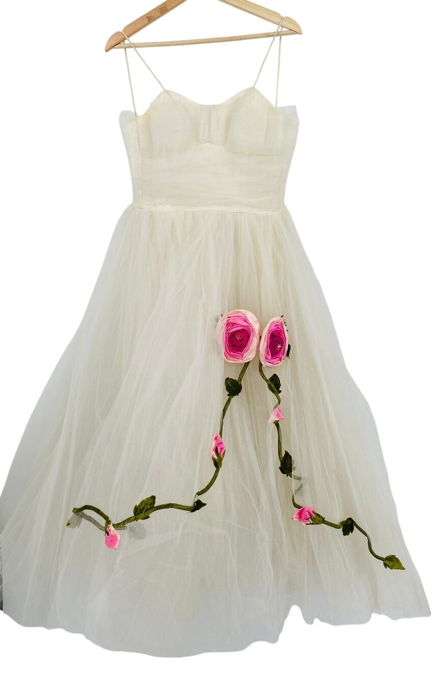 Vintage 50s/60s ivory tulle floral applique fit & flare ball gown